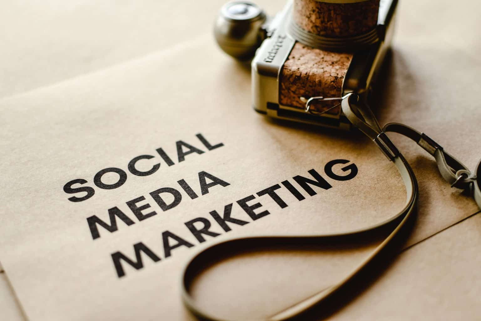 What is Social Media Marketing - SMM in Hindi
