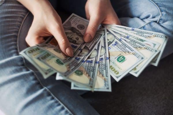 Payout Threshold को नज़रअंदाज करना