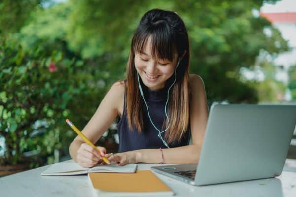 Blogging Blogging