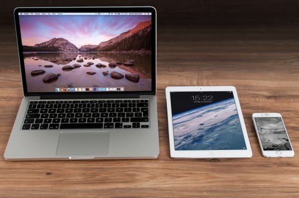 अपना Website Layout Mobile Responsive बनाएं अपना Website Layout Mobile Responsive बनाएं