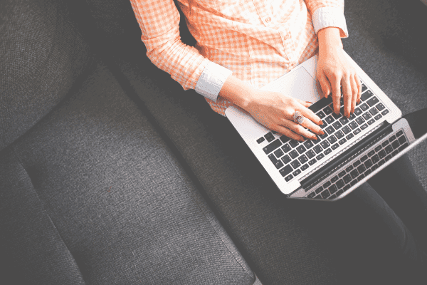 Factors To Consider Before Making Career In Blogging