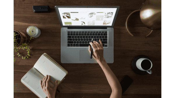 7 Step Digital Marketing Strategies For Law Firms Or Lawyers To Attract Quality Clients – Step 2 – अपनी Professional Website Design कीजिए 7 Step Digital Marketing Strategies For Law Firms Or Lawyers To Attract Quality Clients - Step 2 - अपनी Professional Website Design कीजिए