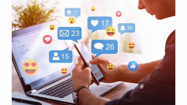 Social Media Expert क्या काम करता है – Work Of A Social Media Expert Social Media Expert क्या काम करता है - Work Of A Social Media Expert